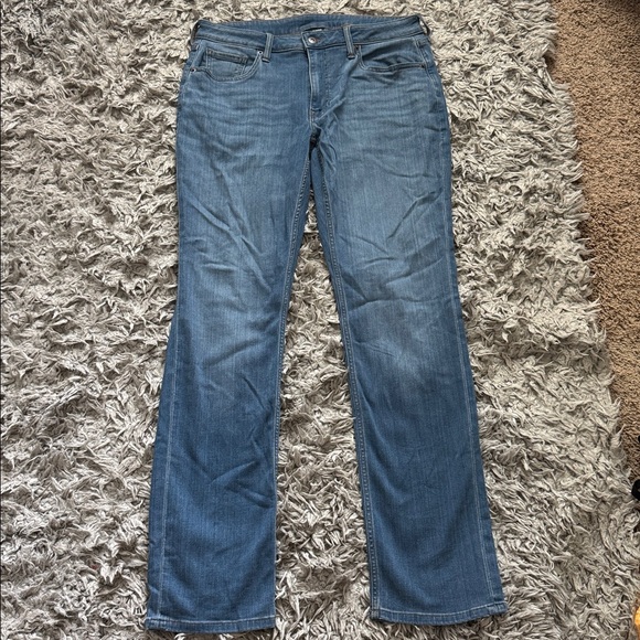 True Classic Men's Denim Blue Straight Jeans 33/30 NEW - Picture 3 of 6